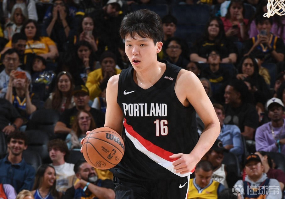 诺里：我对杨瀚森的表现很满意；他能扮演战术轴心串联全队